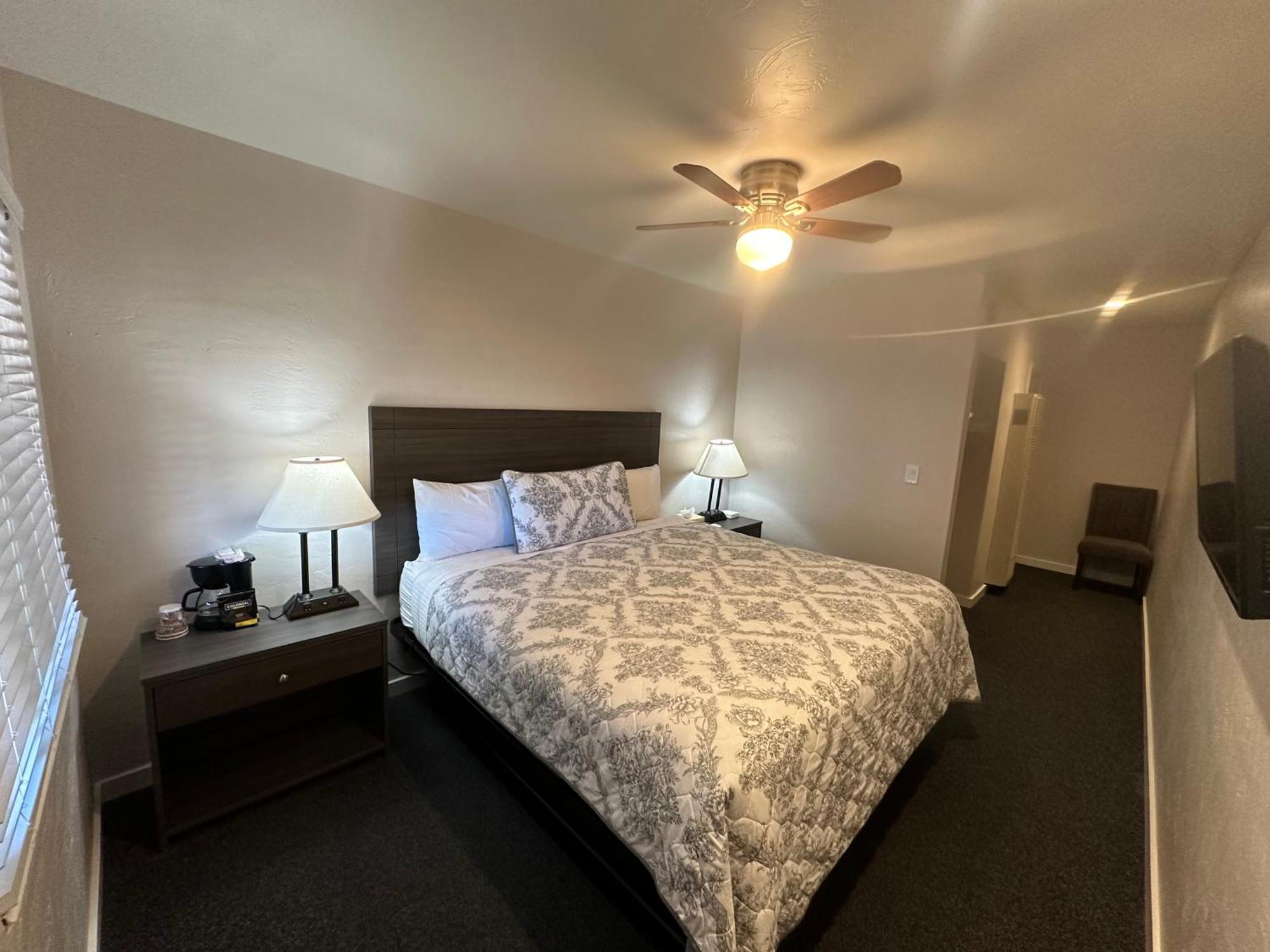 Lee Vining Motel Hotel 3*
