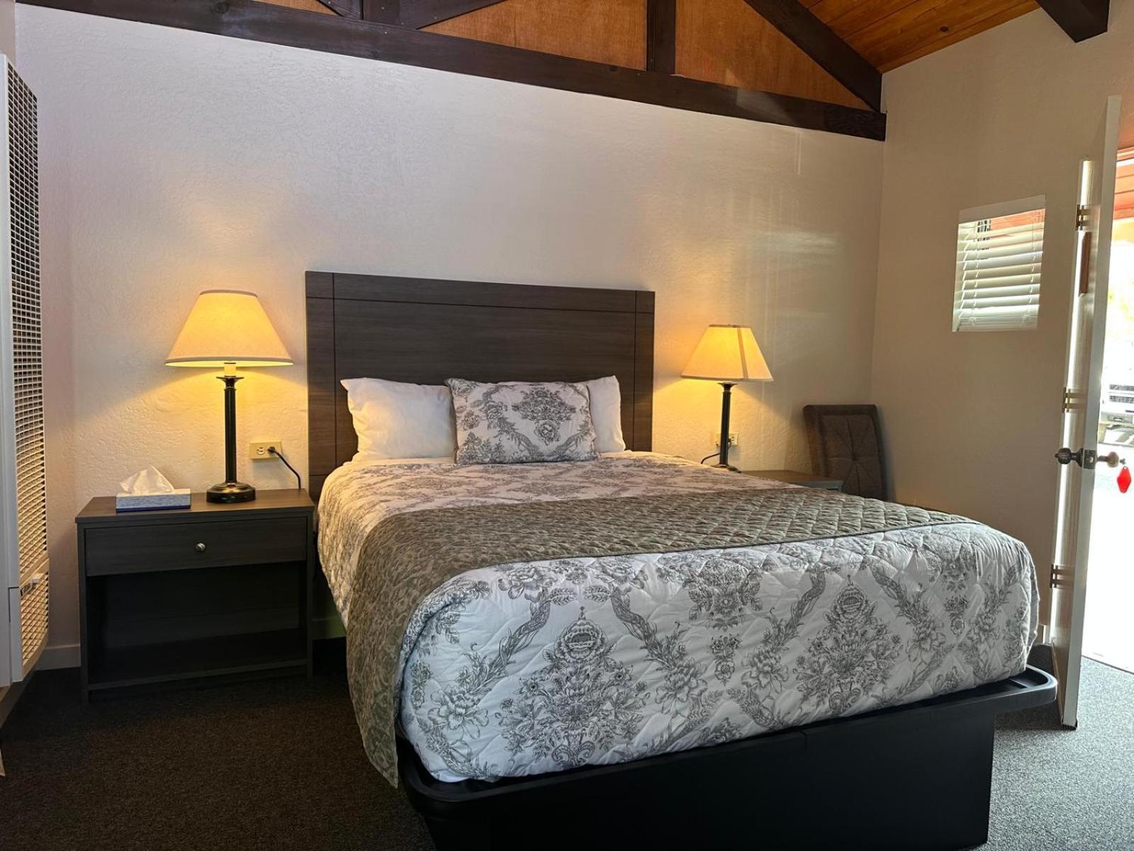 Hotel Lee Vining Motel 3*