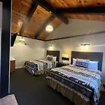 Lee Vining Motel