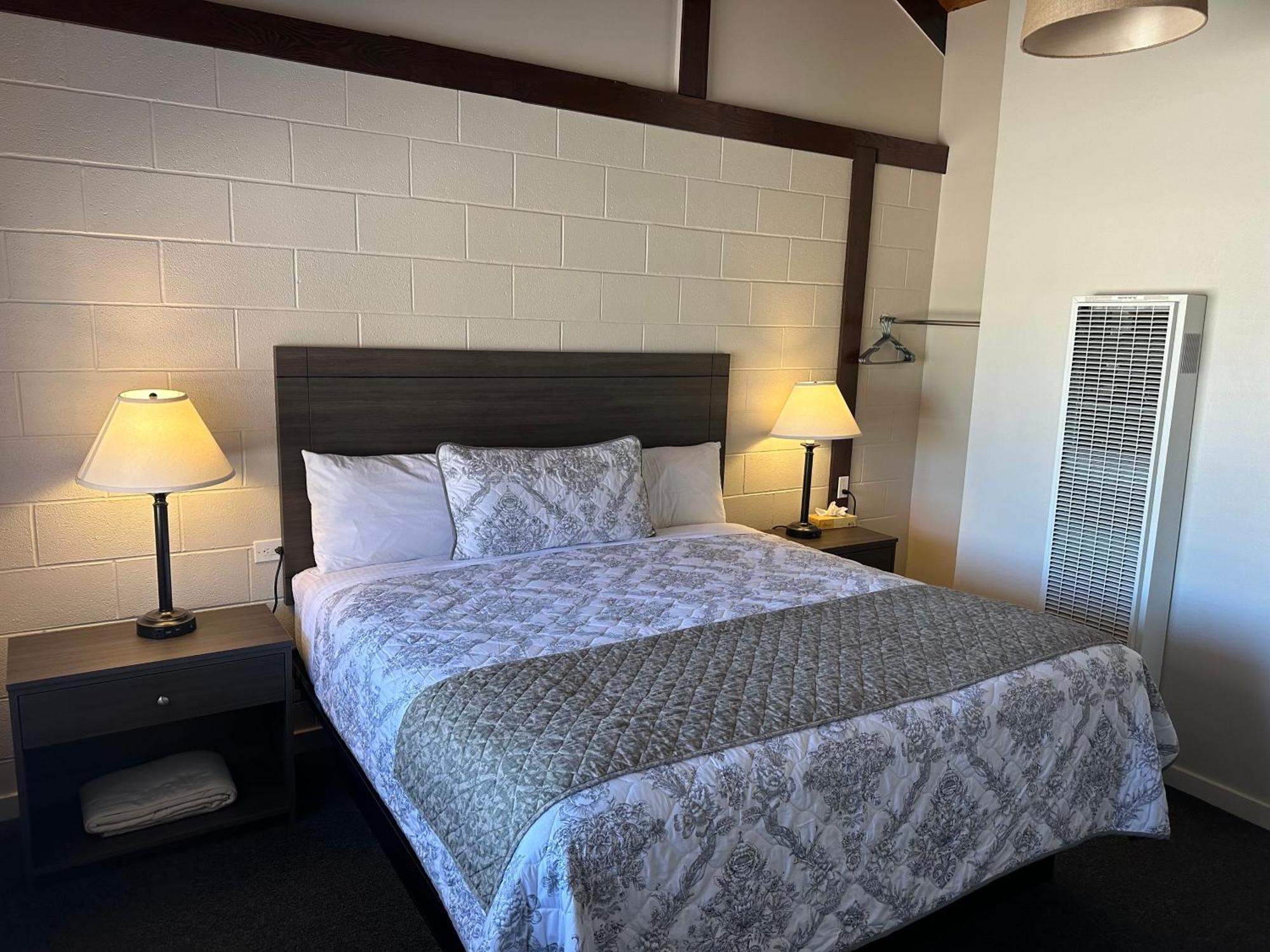 Lee Vining Motel Hotel