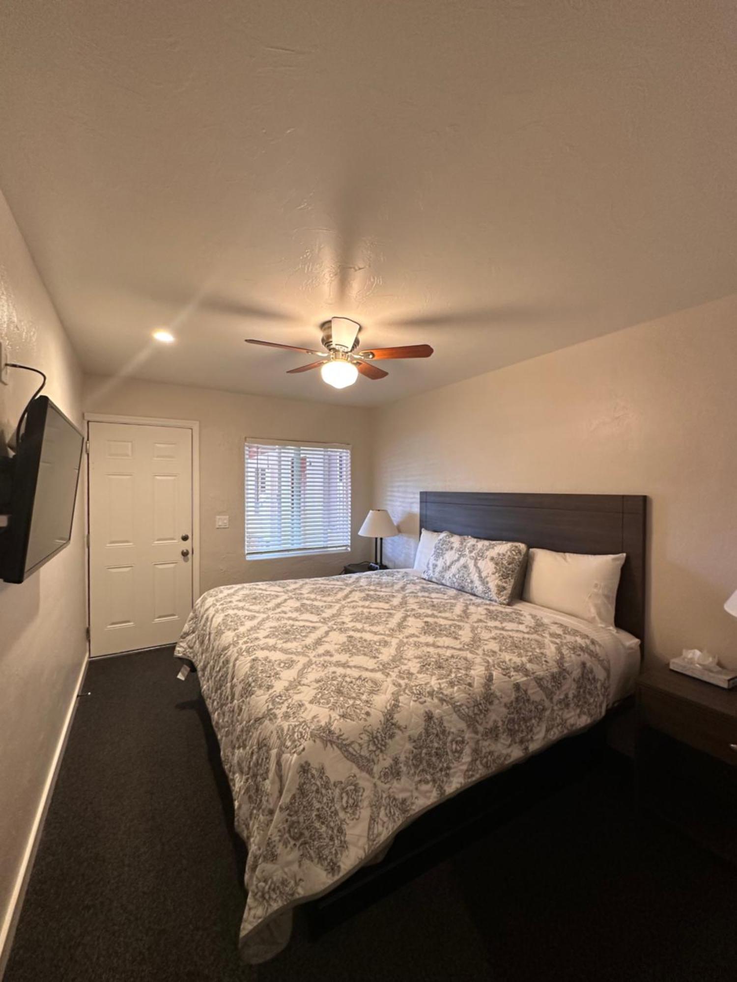 Hotel Lee Vining Motel 3*